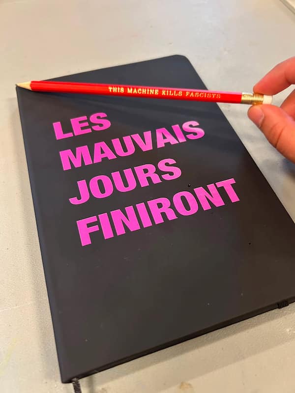 La Paix dans le Monde (carnet de travail)